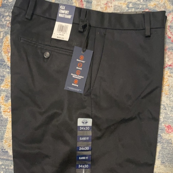 Classic fit flex comfort waistband Dockers pants - Picture 4 of 8